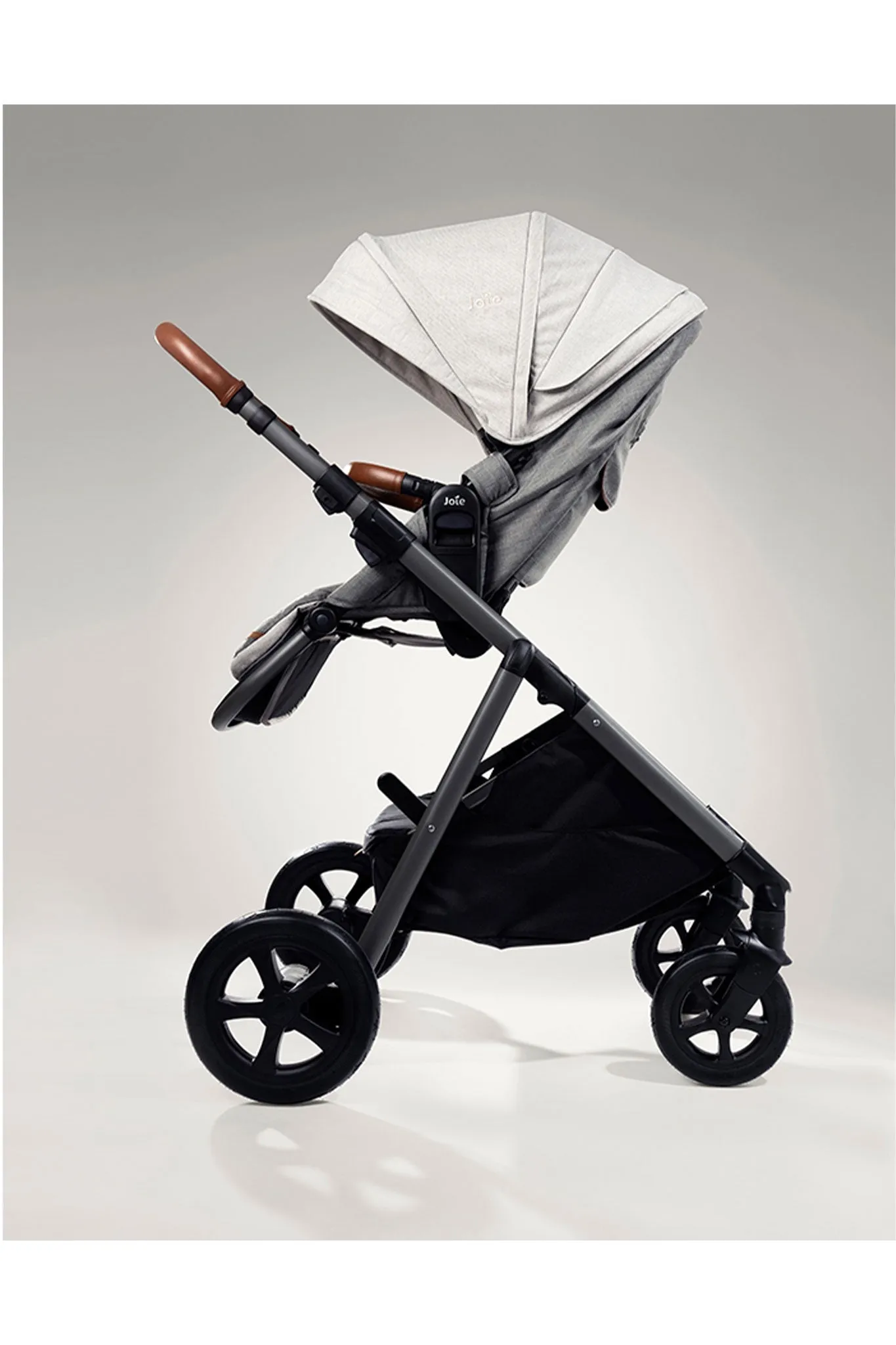 Joie Signature Aeria Stroller