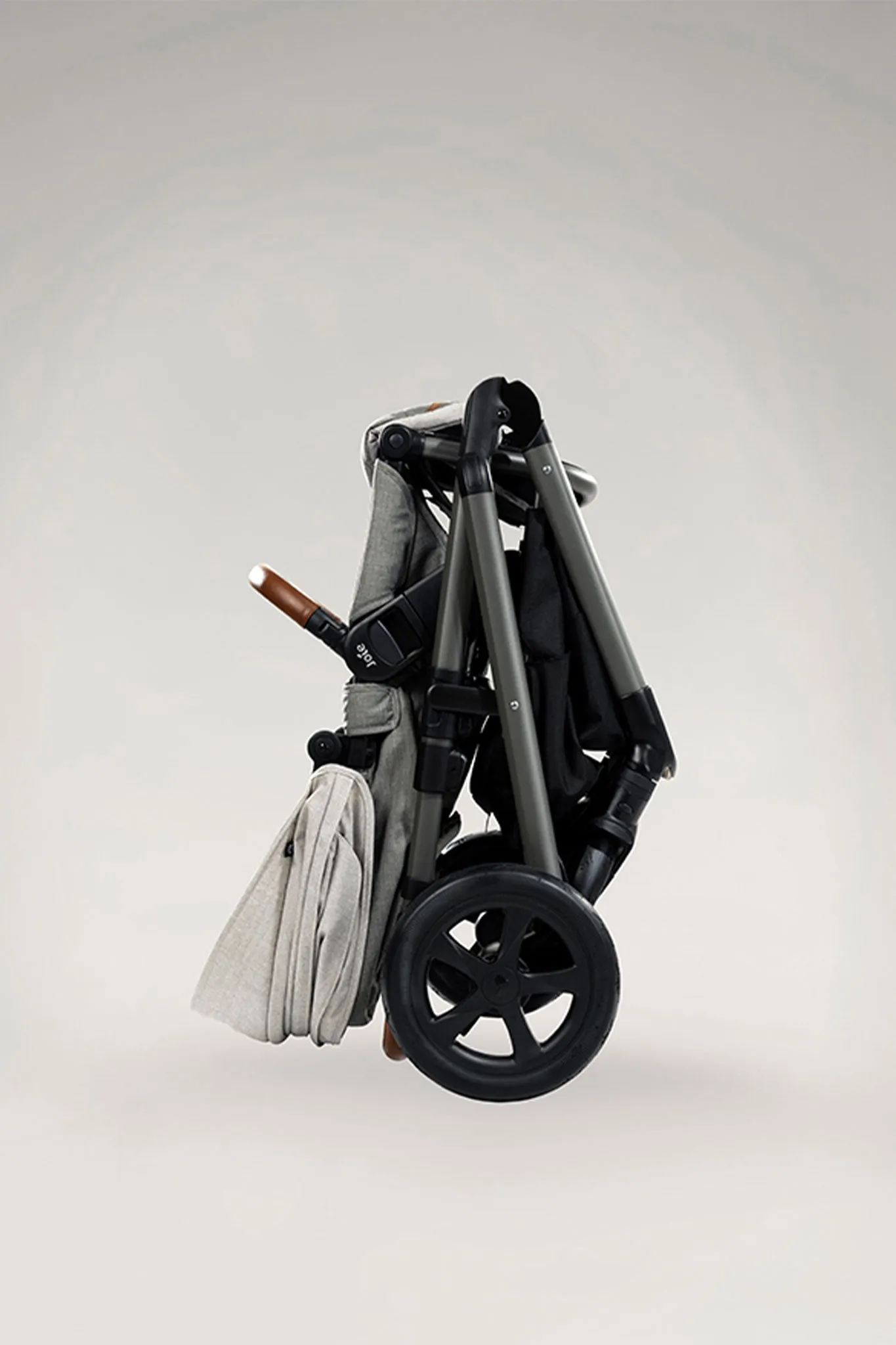 Joie Signature Aeria Stroller