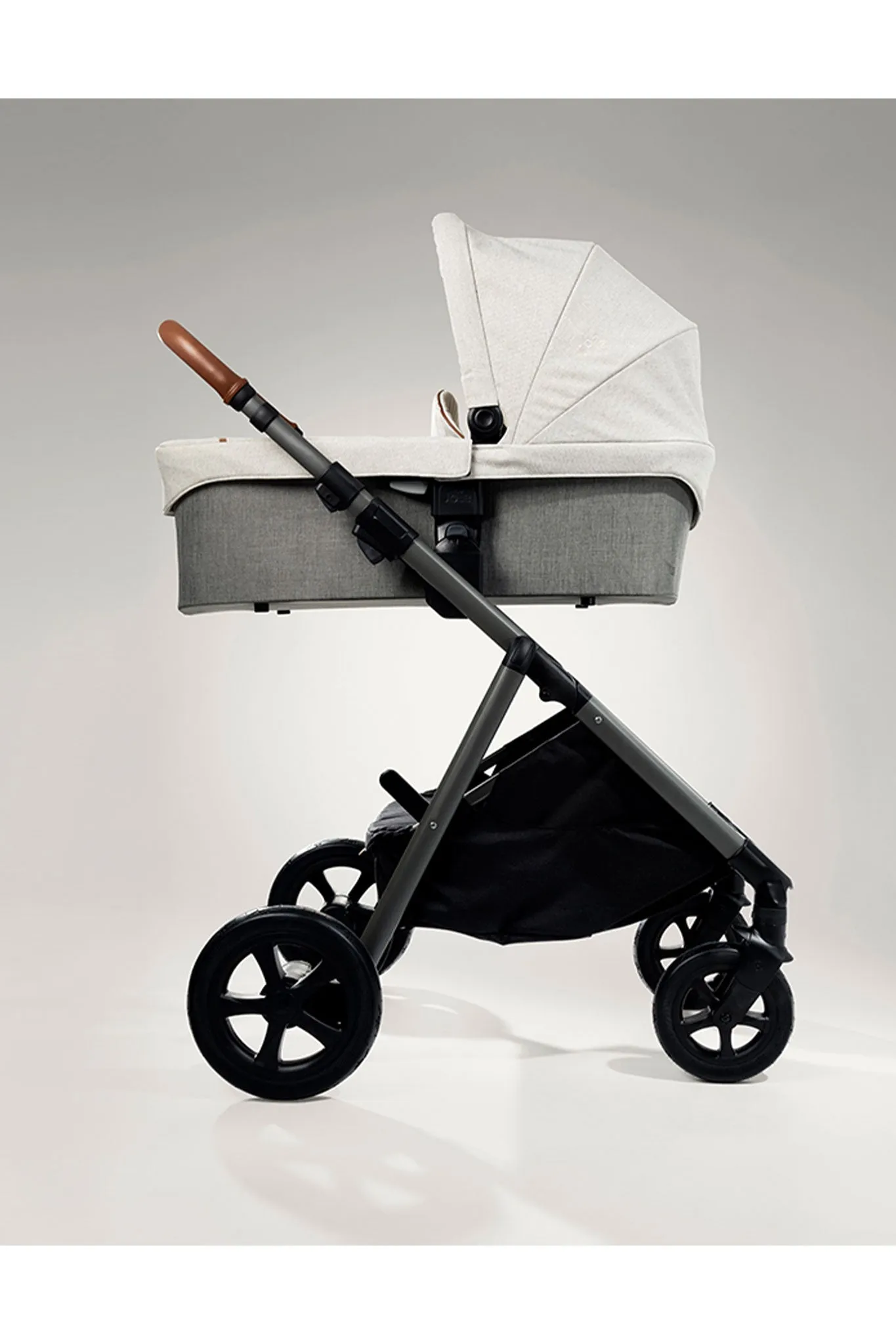 Joie Signature Aeria Stroller