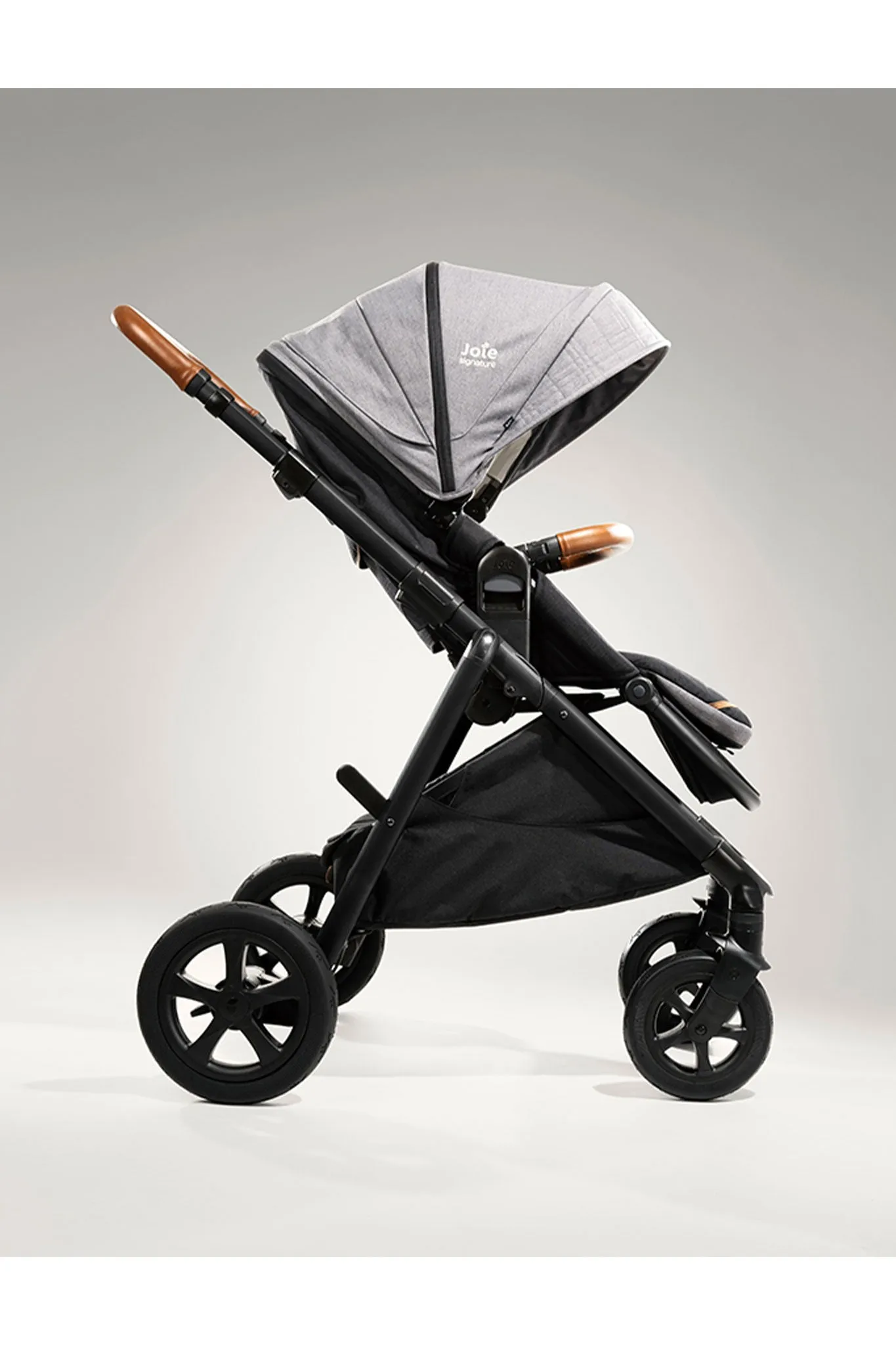Joie Signature Aeria Stroller