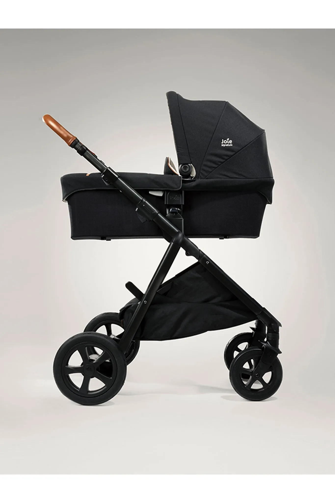 Joie Signature Aeria Stroller