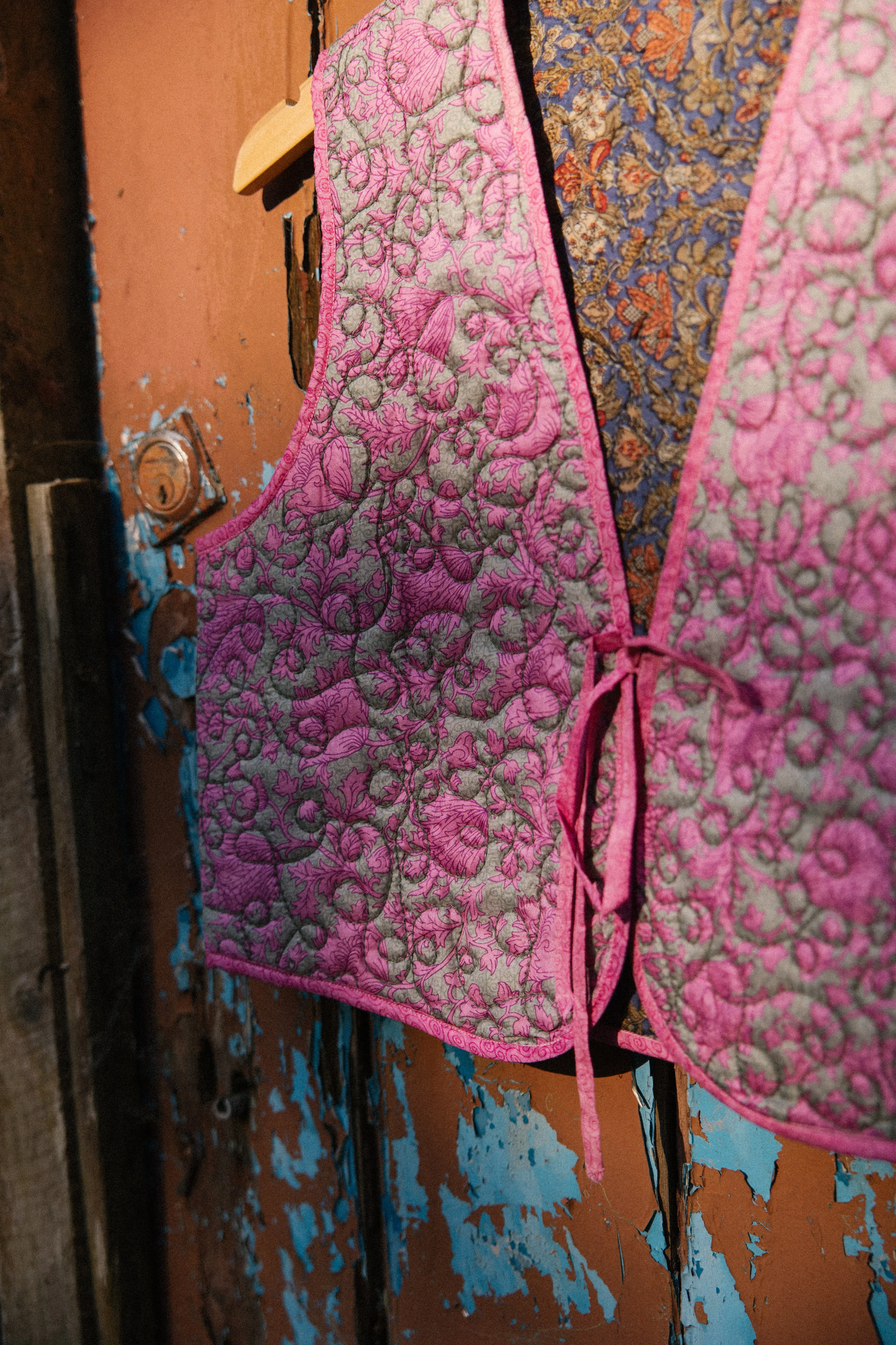 Melissa Silk Reversible Waistcoat L - 075