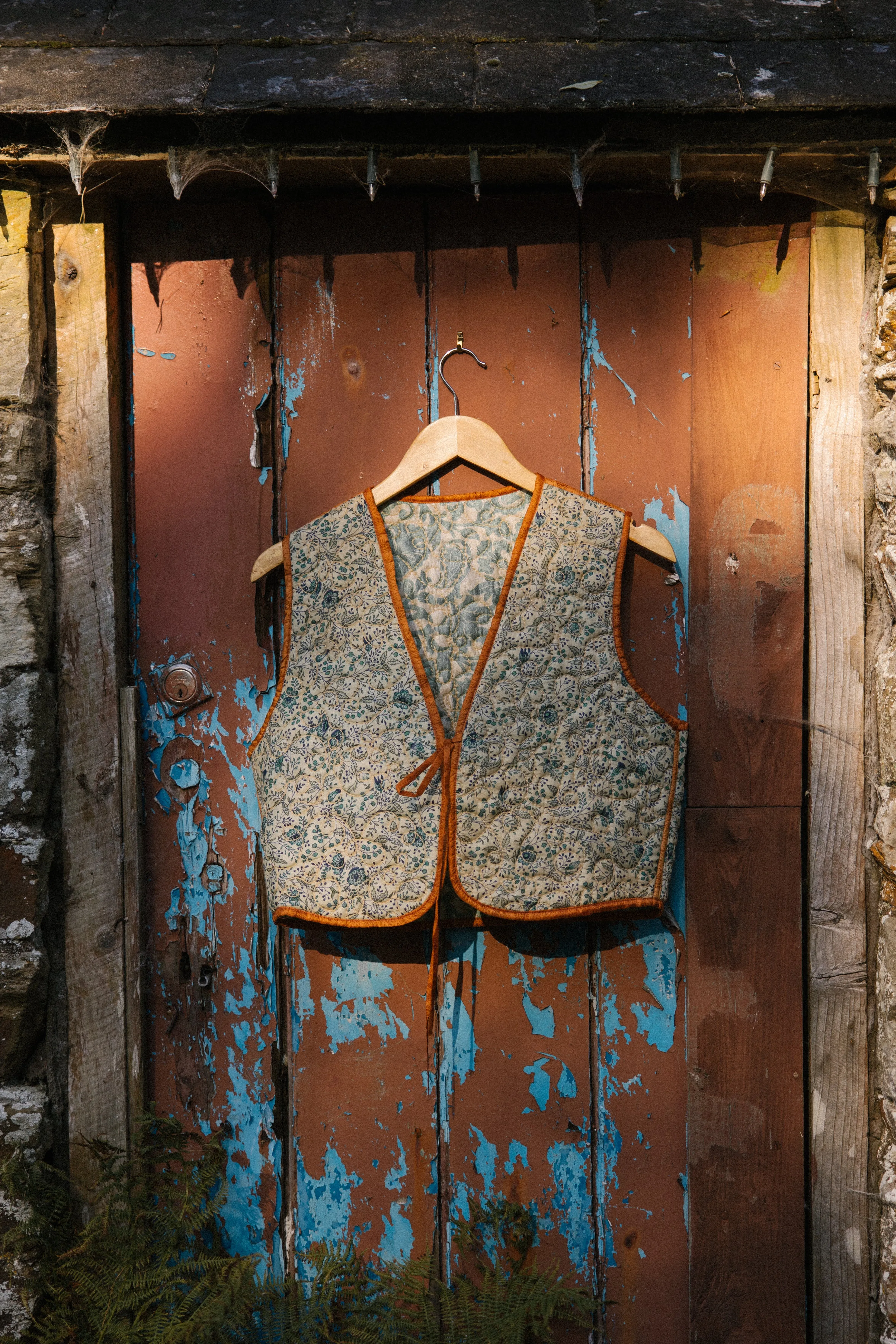 Melissa Silk Reversible Waistcoat L - 081