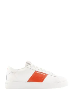 Sneakers in pelle con dettagli in gomma