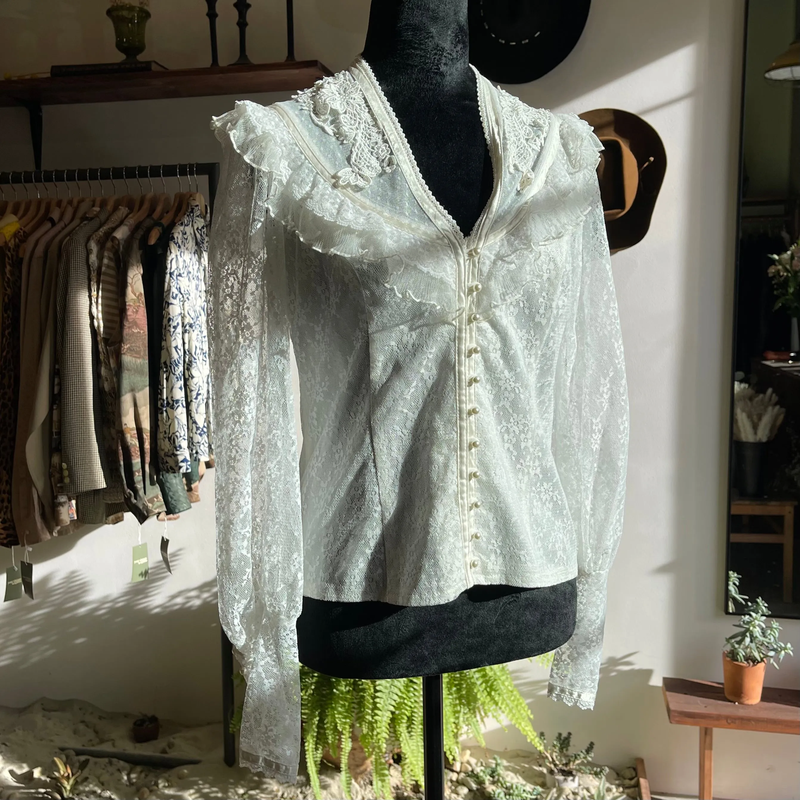 Vintage Gunne Sax Gunnies Lace Victorian Style Blouse 80s